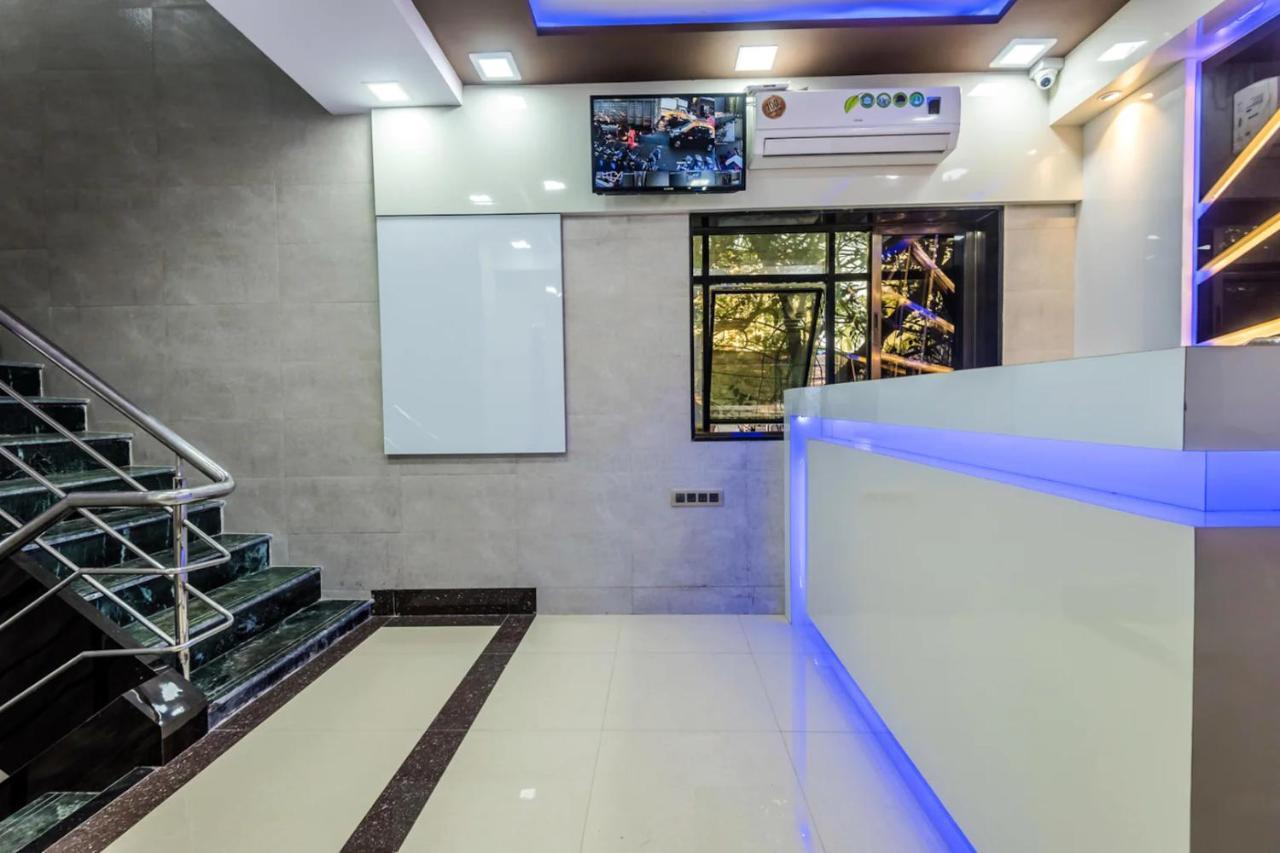 Hotel Plaza- Near Byculla Railway Station — Photos 2